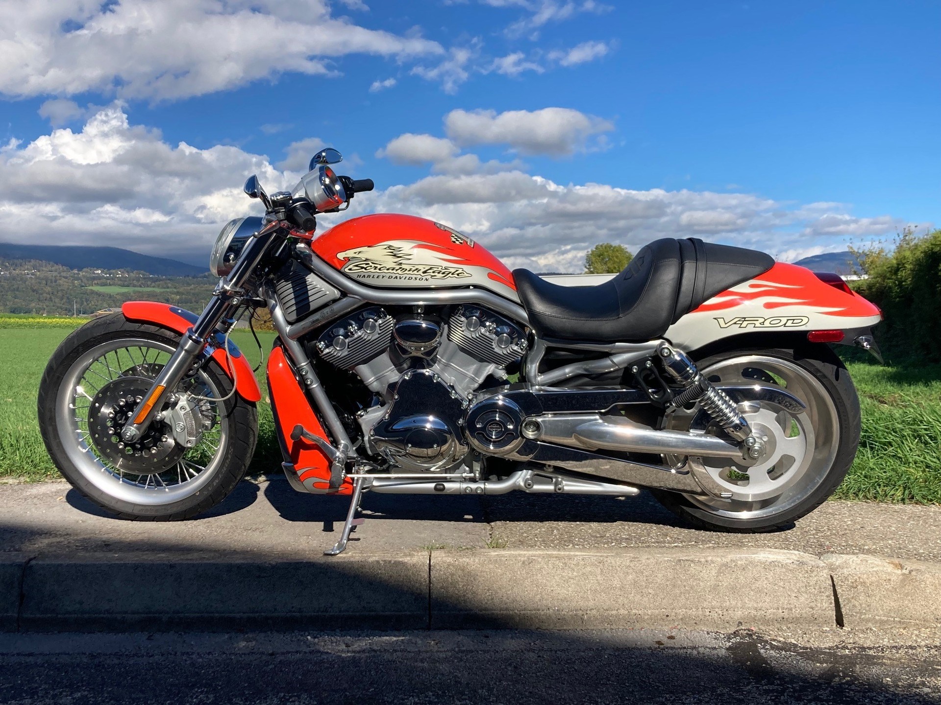 HARLEY-DAVIDSON VRSCDX Night Rod Special-image-4
