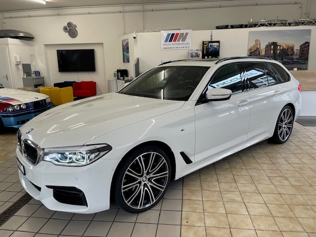 BMW 540i xDrive Touring M Sport
