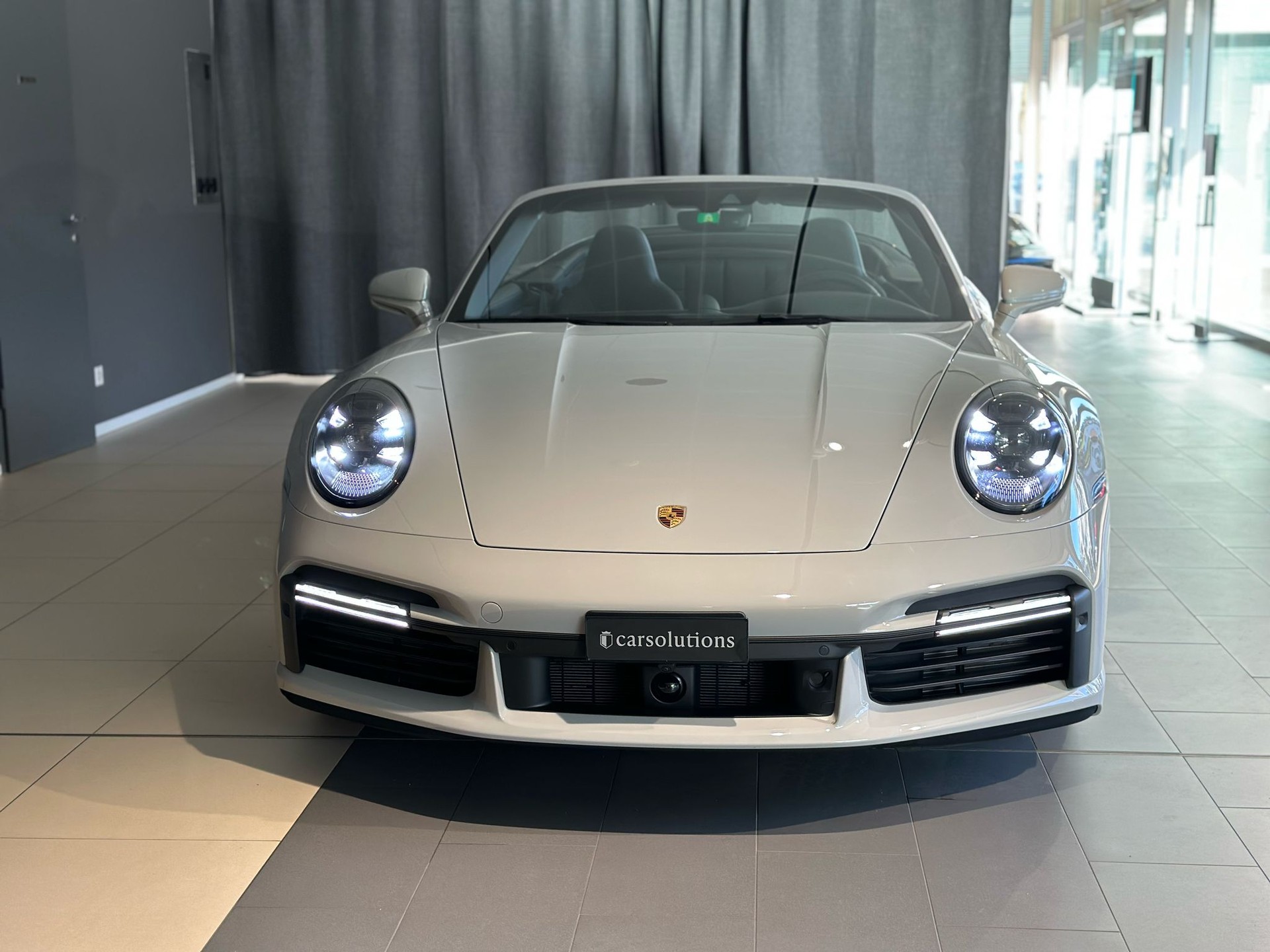 PORSCHE 911 Turbo Cabriolet PDK-showroom-element-3