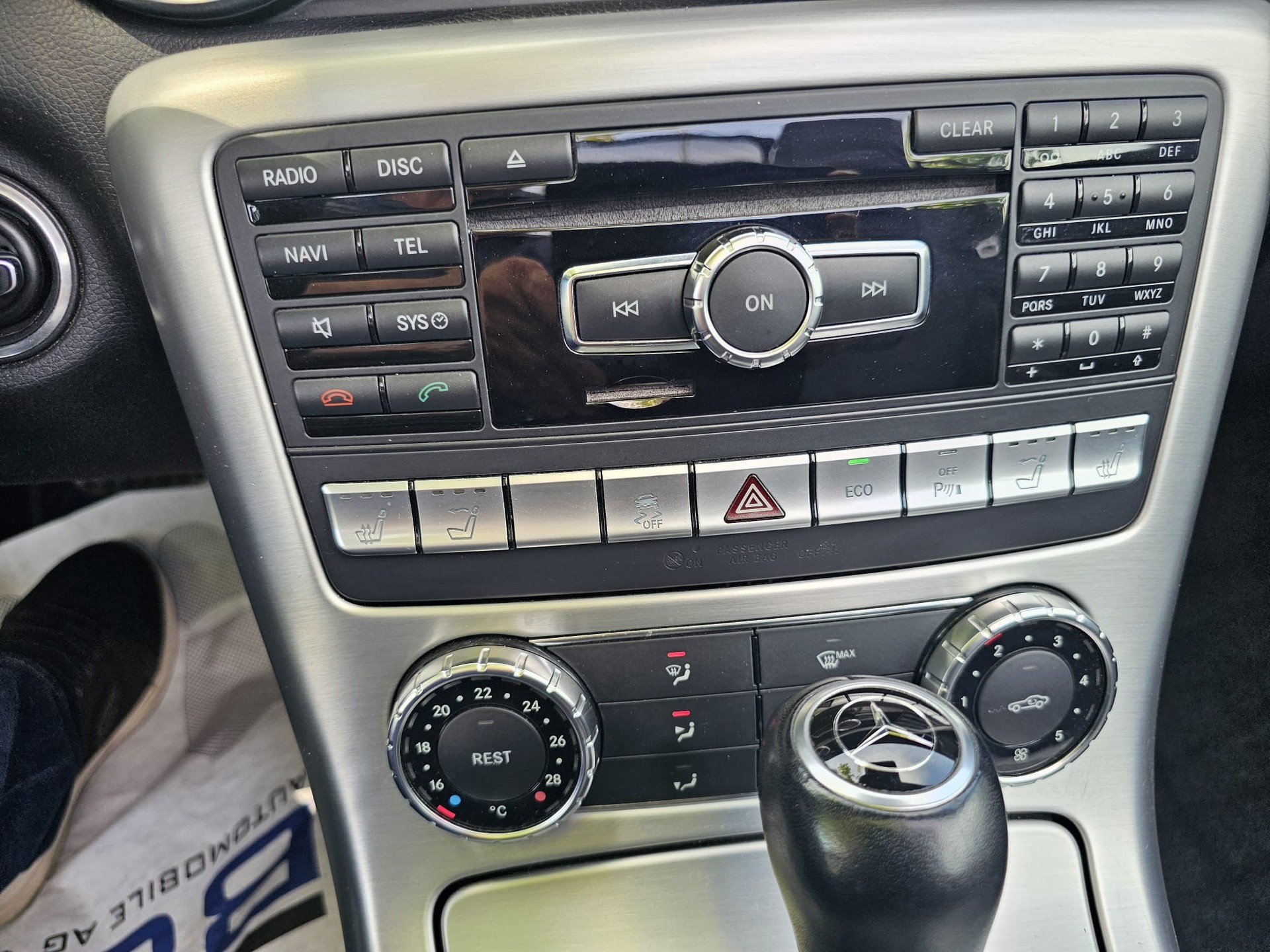MERCEDES-BENZ SLK 350-image-14