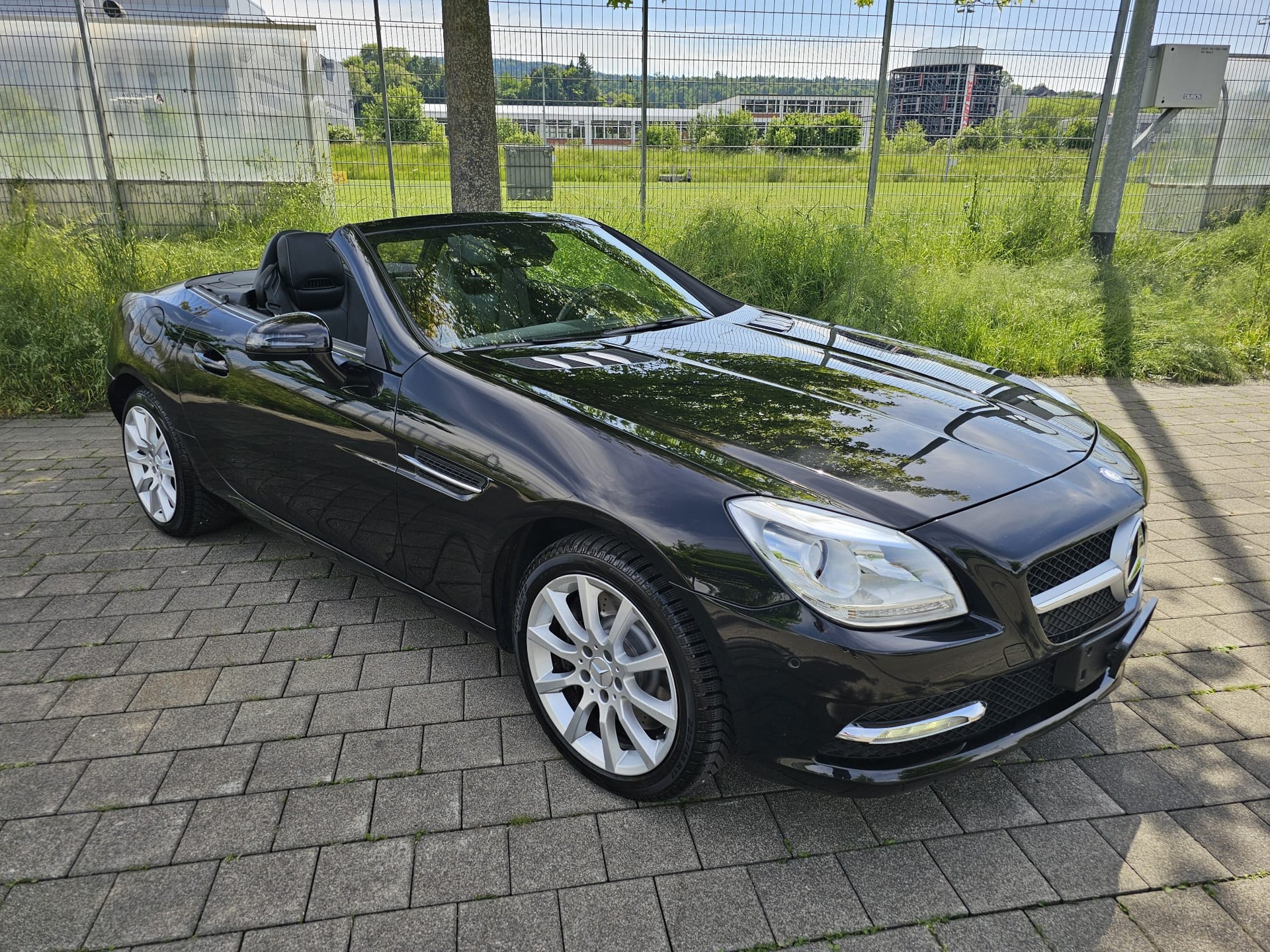 MERCEDES-BENZ SLK 350-showroom-element-2