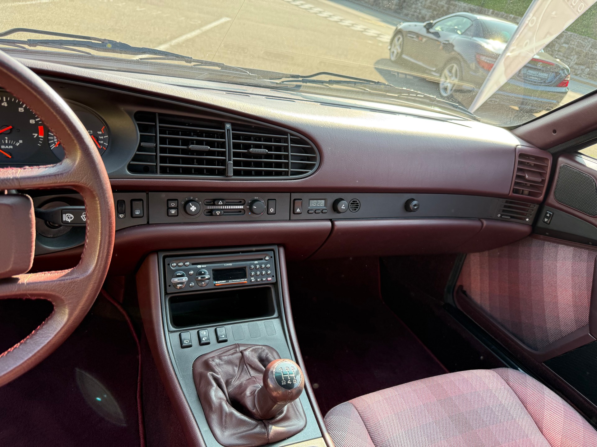 PORSCHE Turbo S Jubilé-image-11