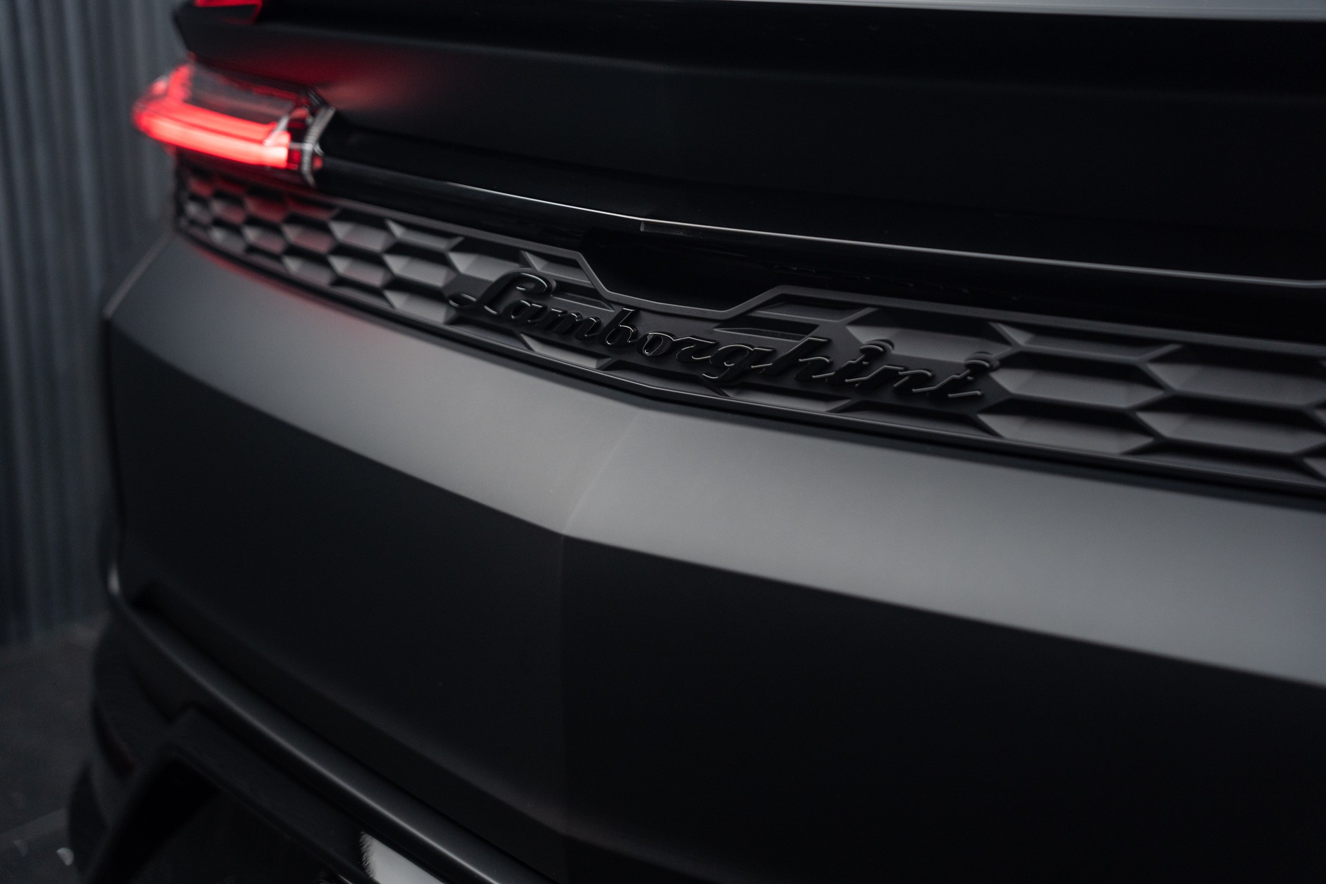 LAMBORGHINI URUS SE-image-15
