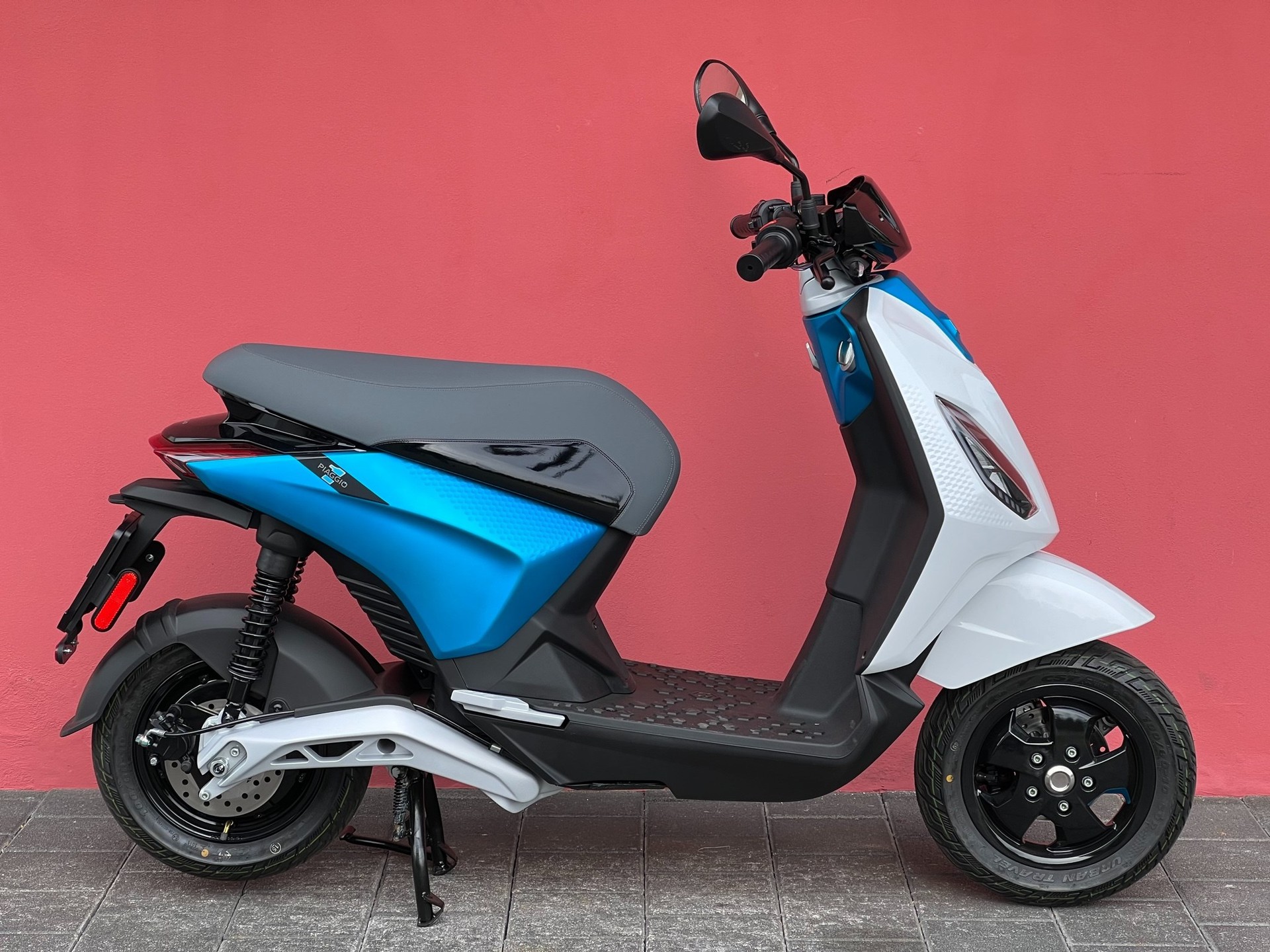 PIAGGIO Piaggio 1 Active 60km/h-image-6