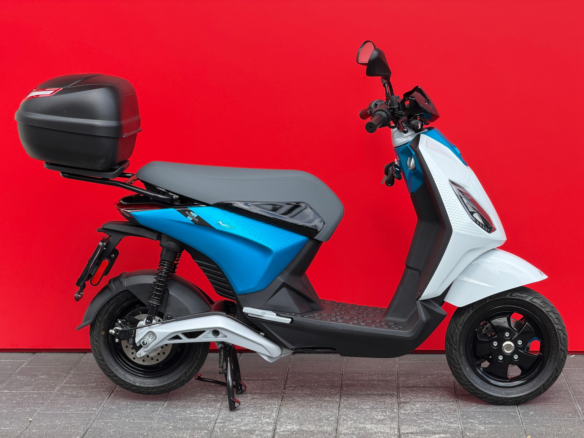 PIAGGIO Piaggio 1 Active 60km/h - inkl. Topcase-image-0