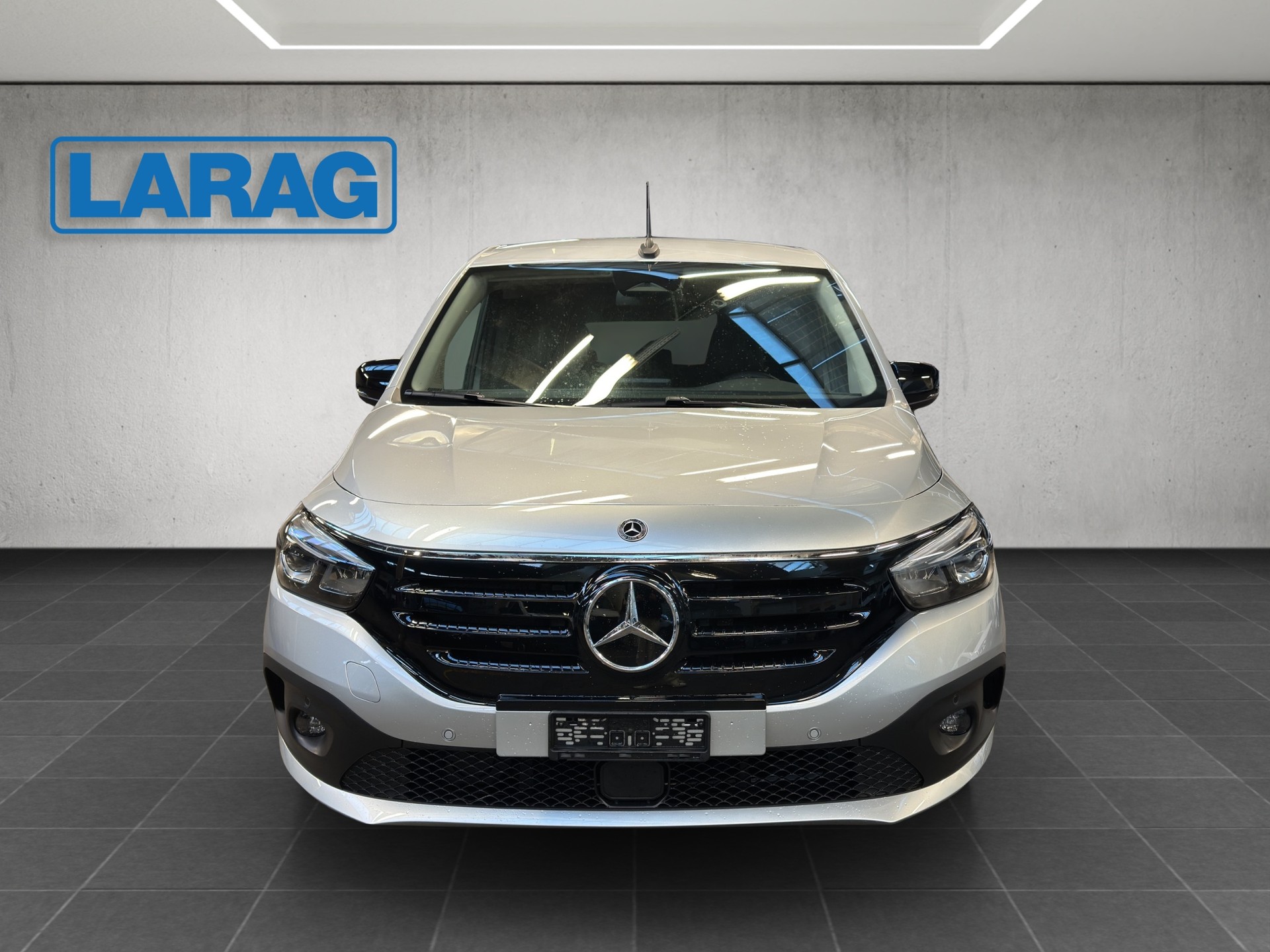 MERCEDES-BENZ EQT 45kWh Style-image-1