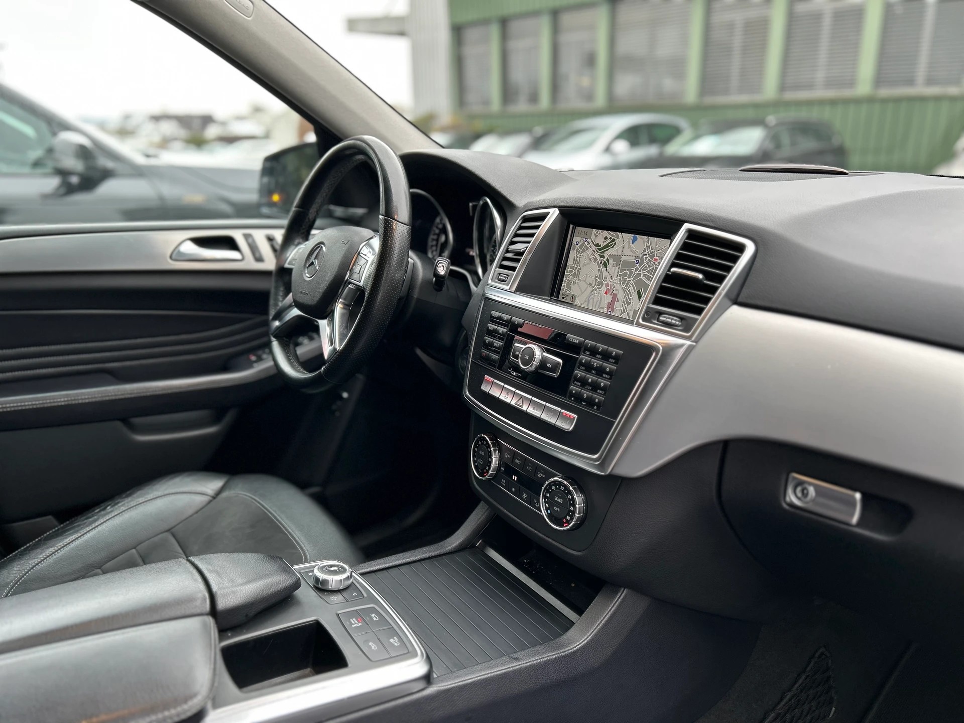 MERCEDES-BENZ ML 350 CDI BlueTec-image-17