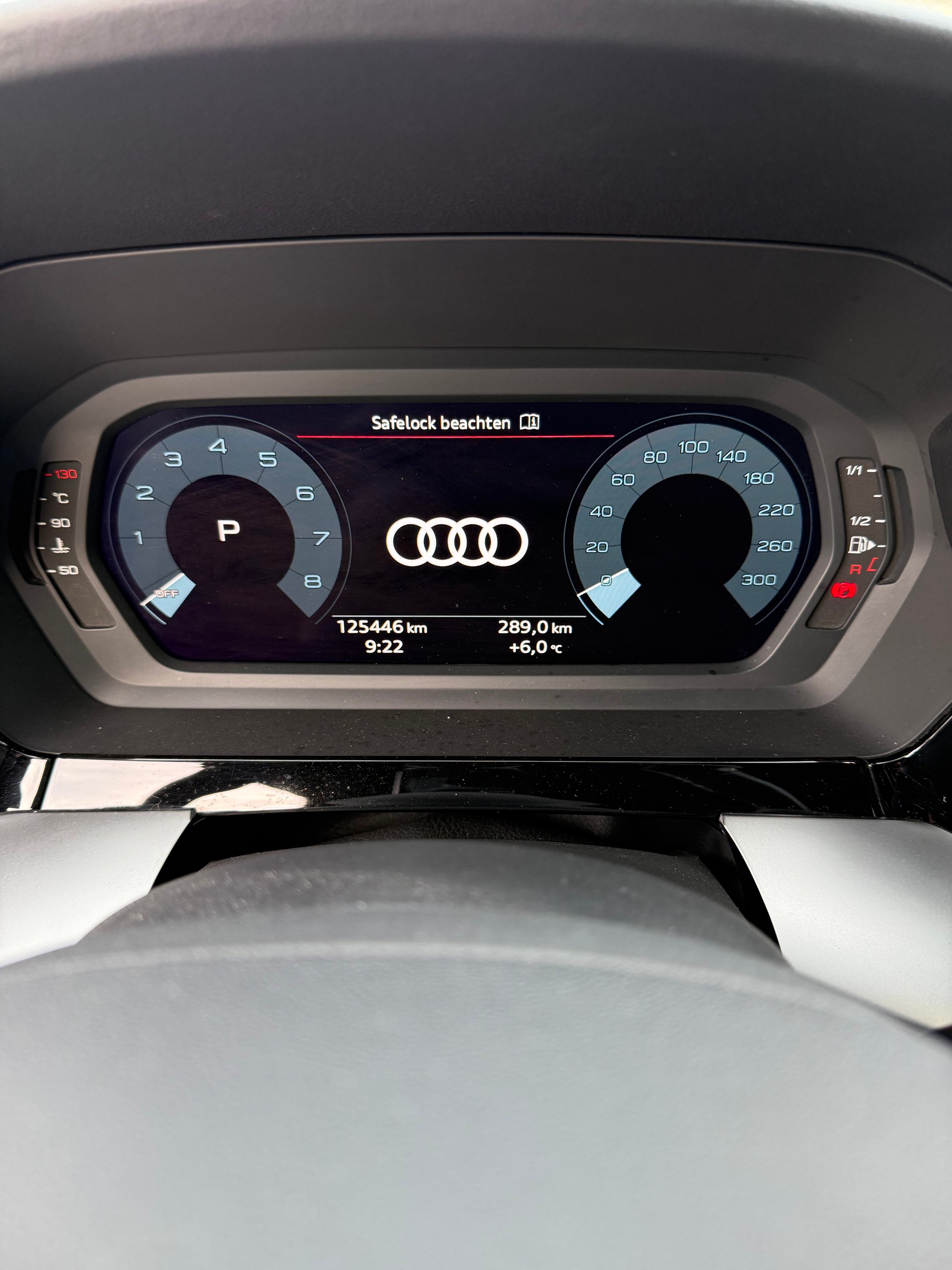 AUDI S3 Sportback 2.0 TFSI quattro S-tronic-image-9