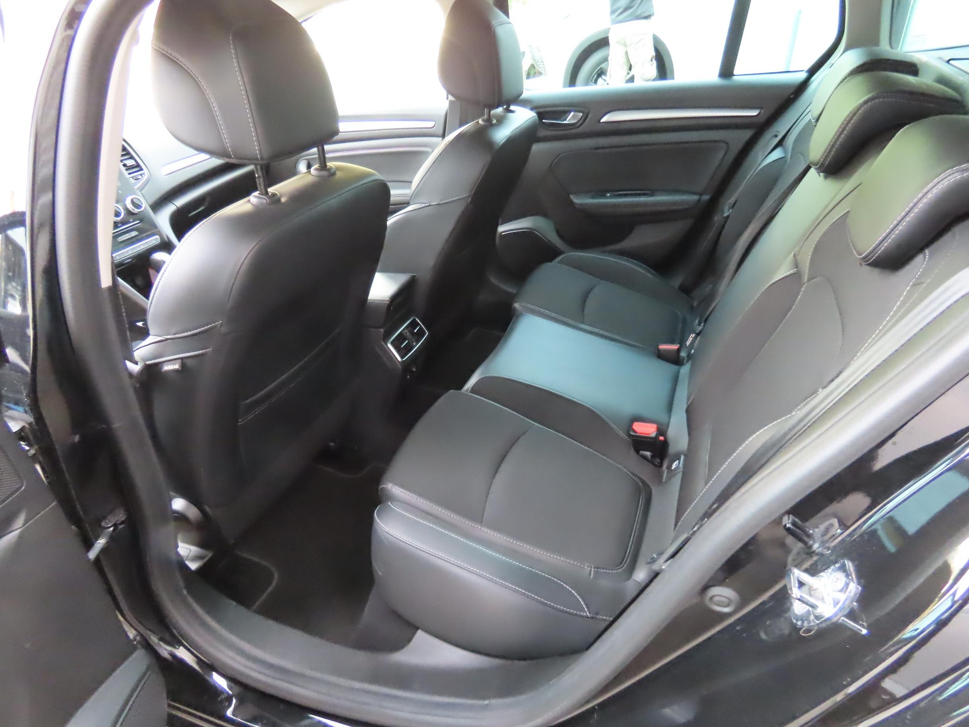 RENAULT Mégane Grandtour 1.3 TCe 160 Intens EDC-image-7