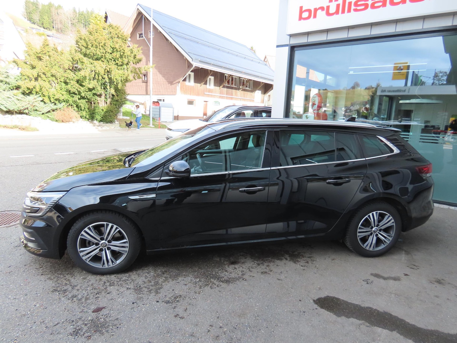 RENAULT Mégane Grandtour 1.3 TCe 160 Intens EDC-image-5
