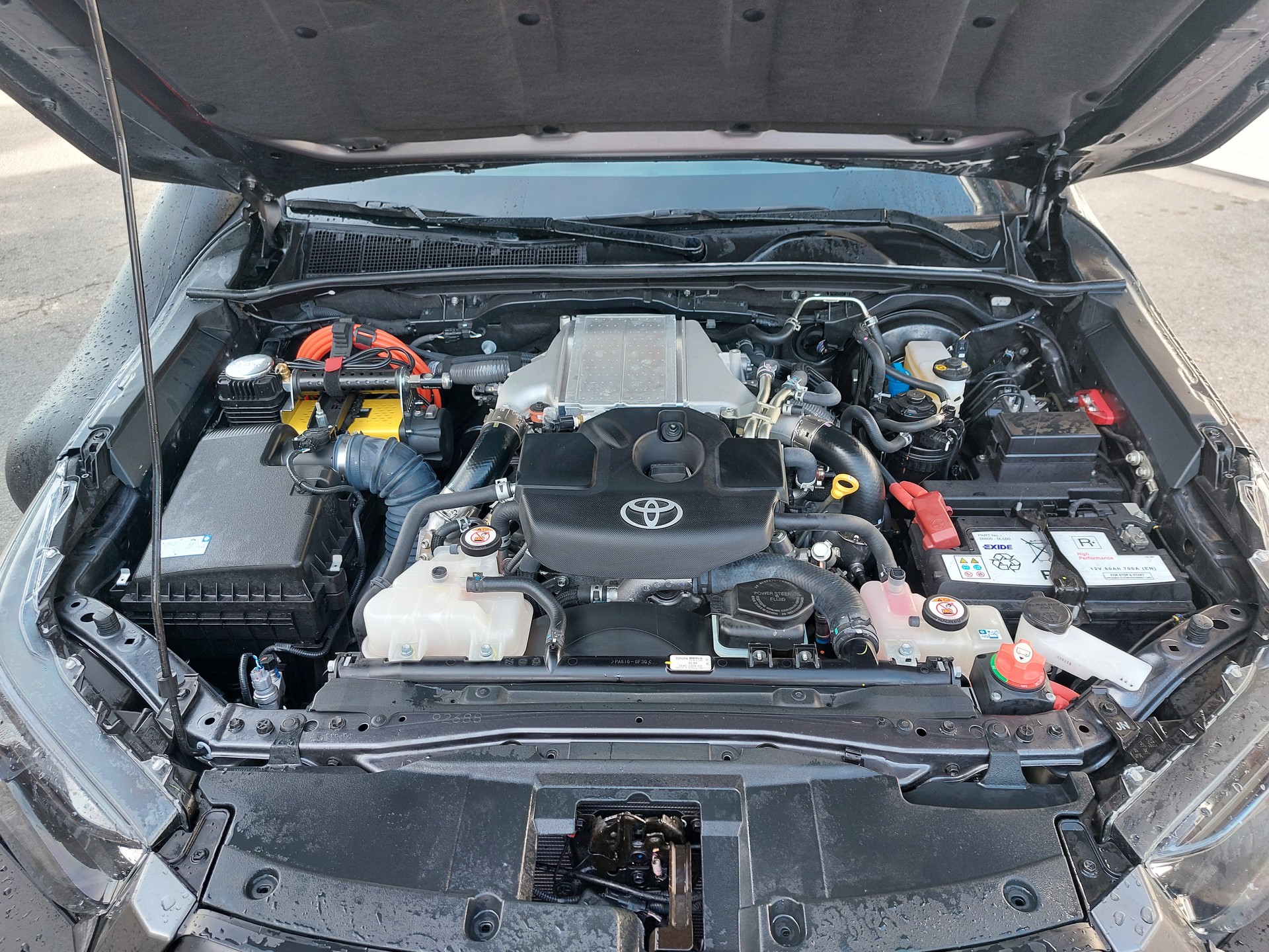 TOYOTA Hilux 2.4D-4D Comfort Double Cab 4x4-image-7