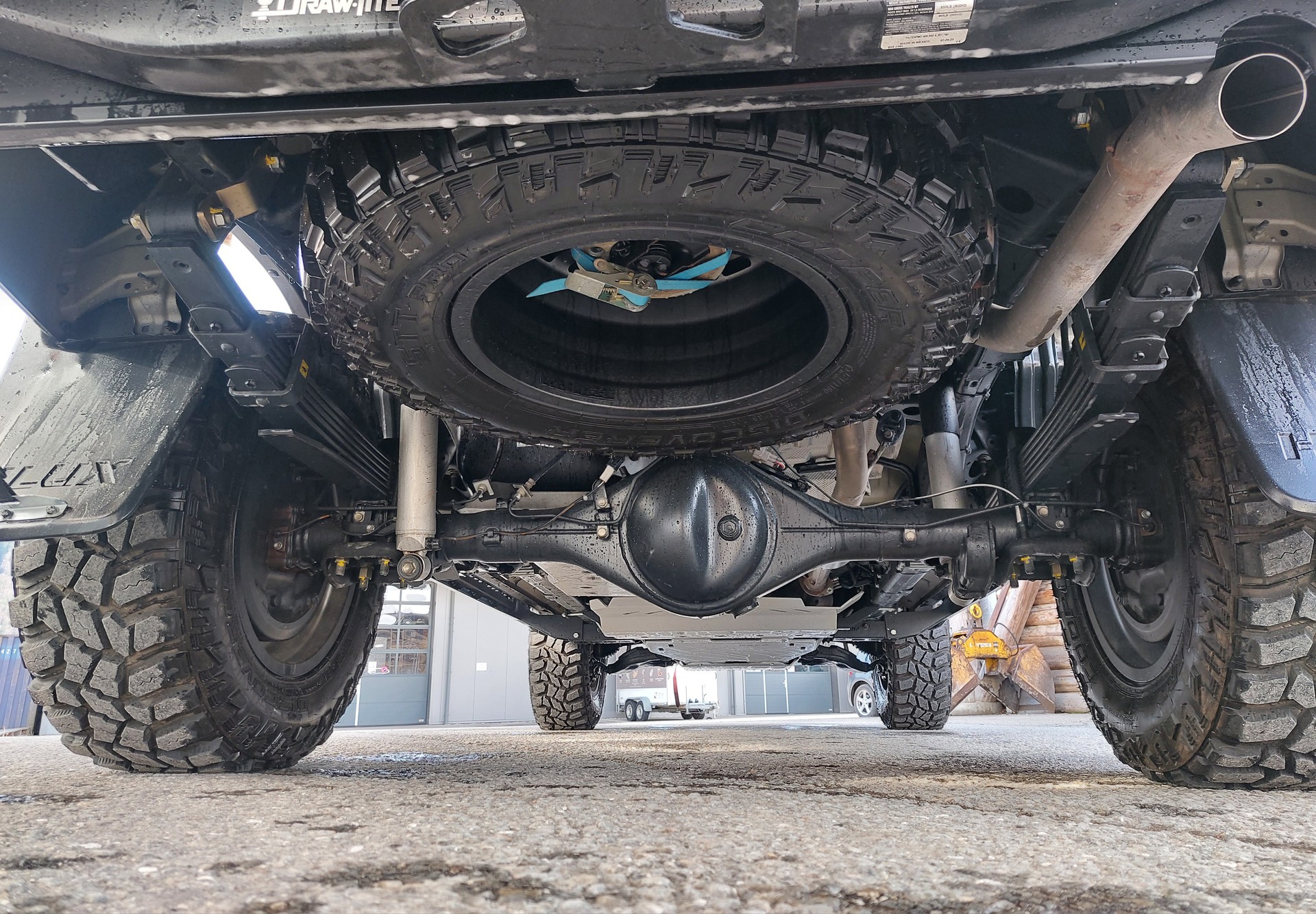 TOYOTA Hilux 2.4D-4D Comfort Double Cab 4x4-image-12
