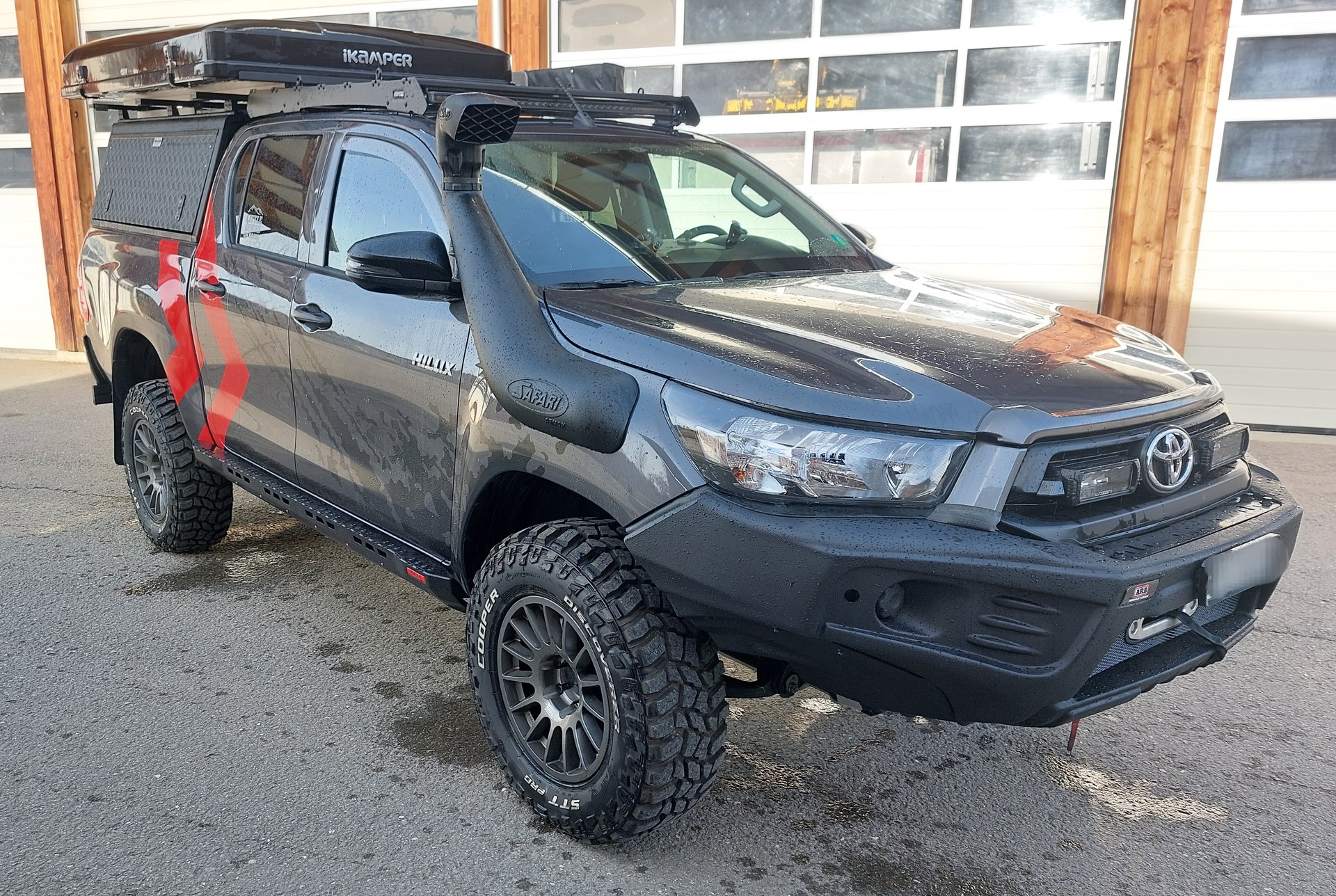 TOYOTA Hilux 2.4D-4D Comfort Double Cab 4x4-image-1