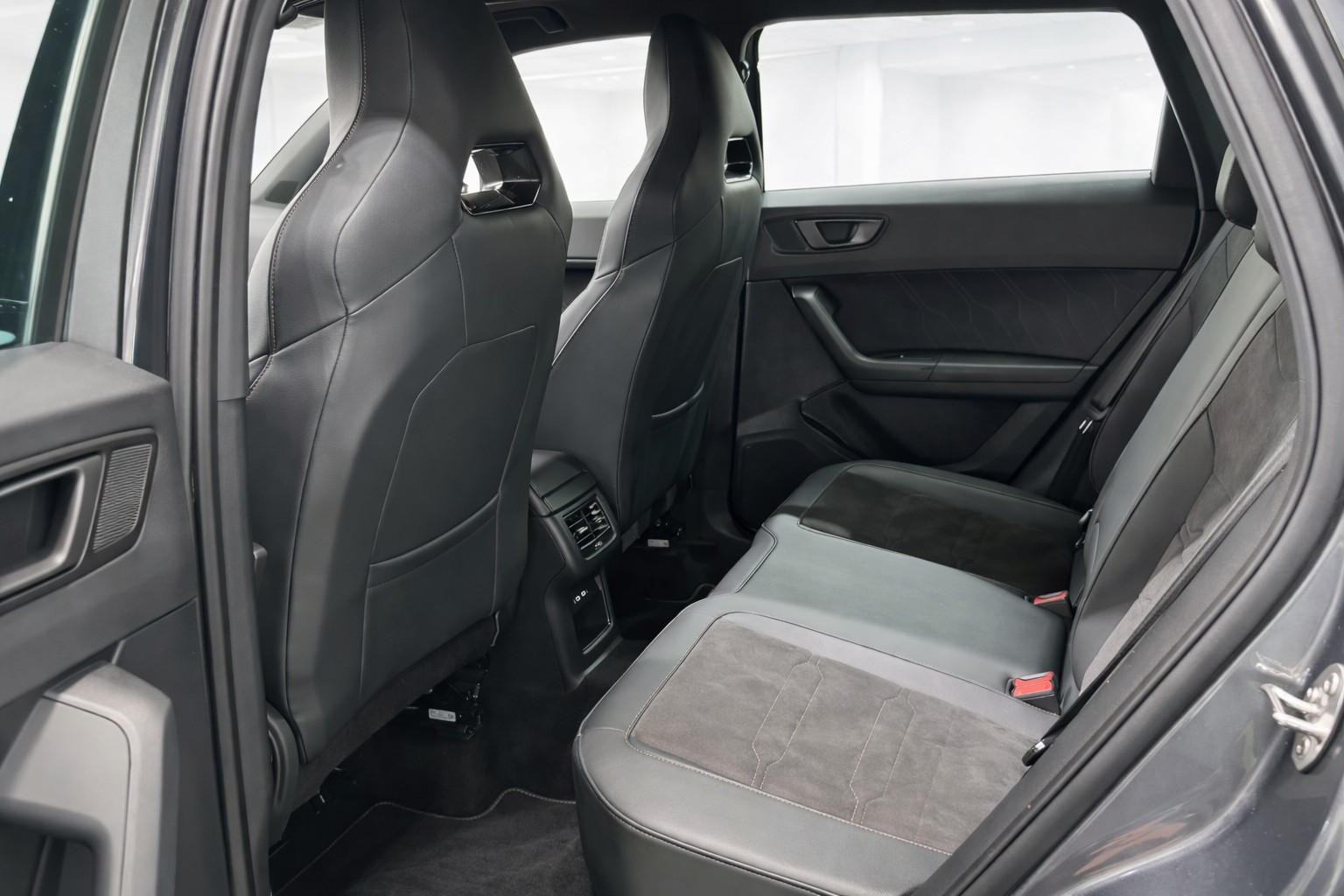 CUPRA Ateca 2.0TSI VZ 4Drive DSG-image-12
