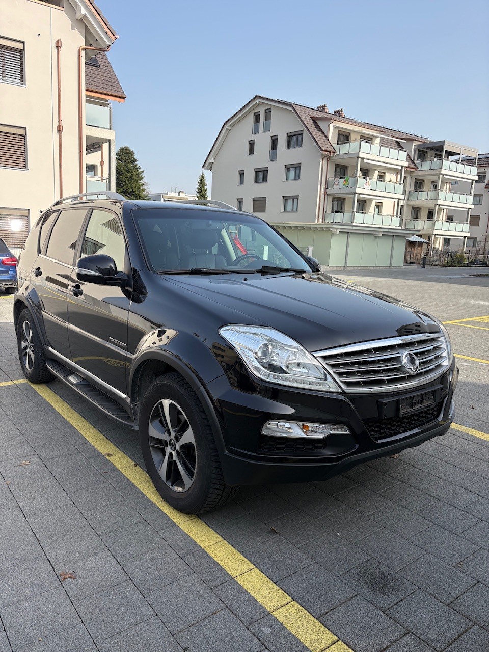 KGM-SsangYong Rexton RX200 e-XDi Sapphire 4WD Automatic-image-1