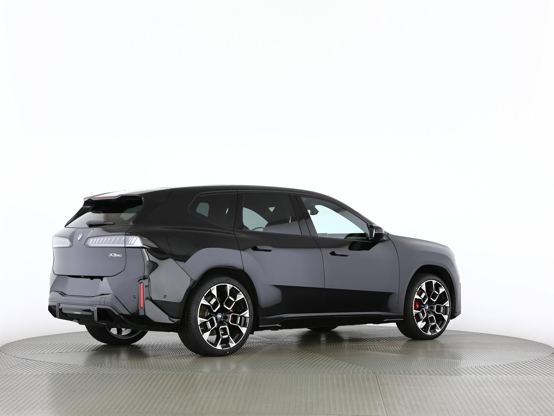 BMW iX3 50 xDrive-image-20