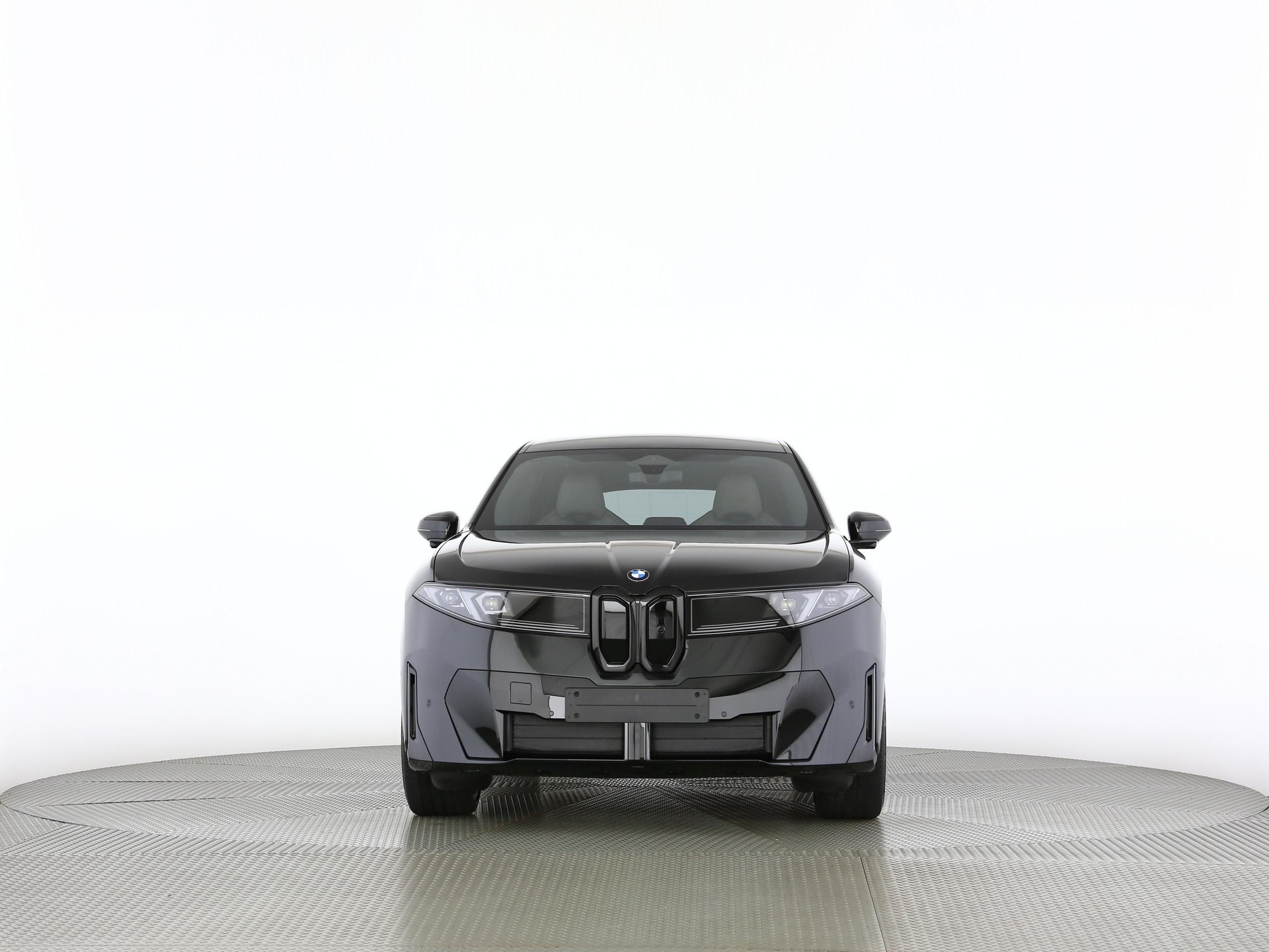 BMW iX3 50 xDrive-image-29