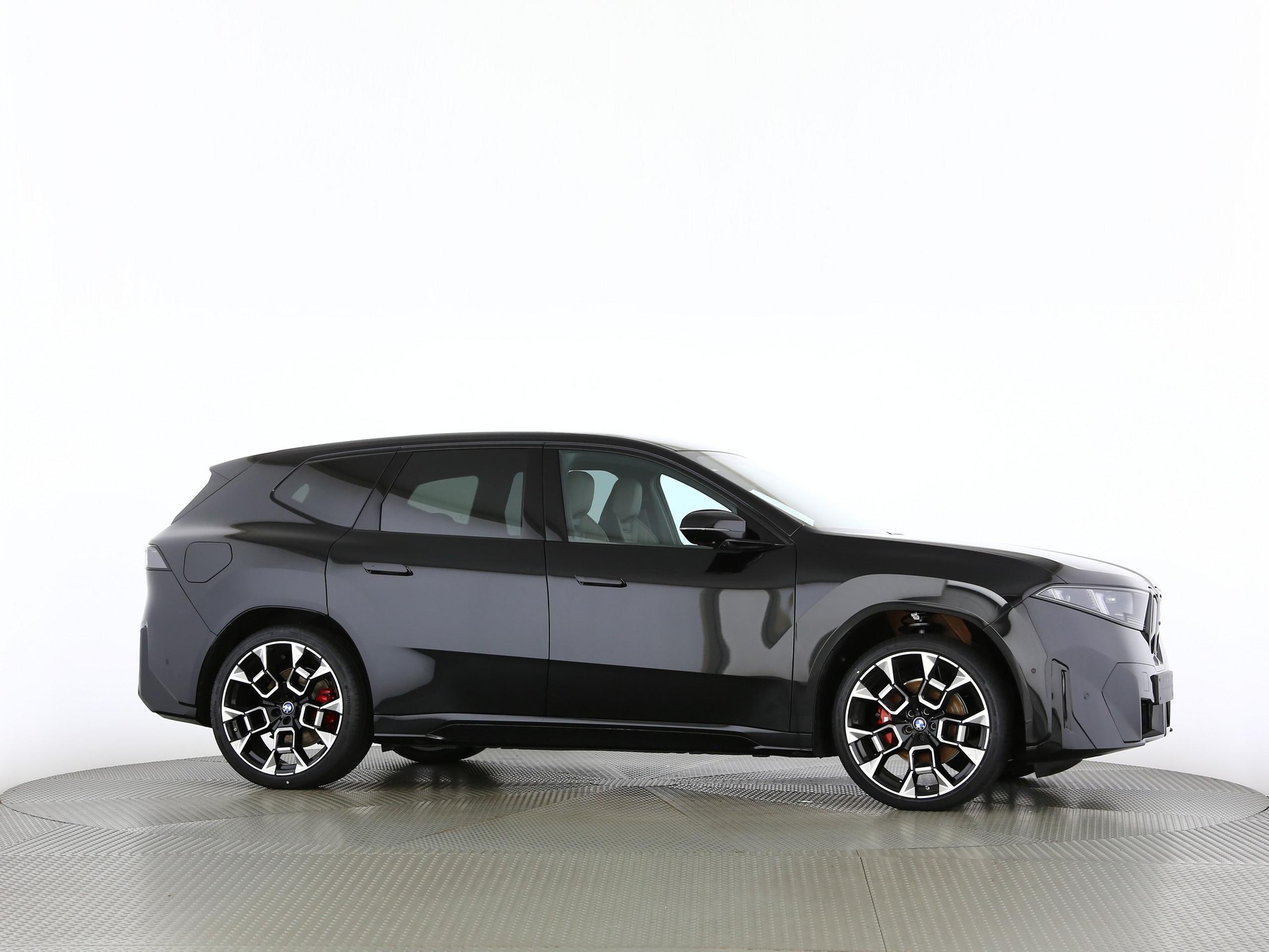 BMW iX3 50 xDrive-image-24