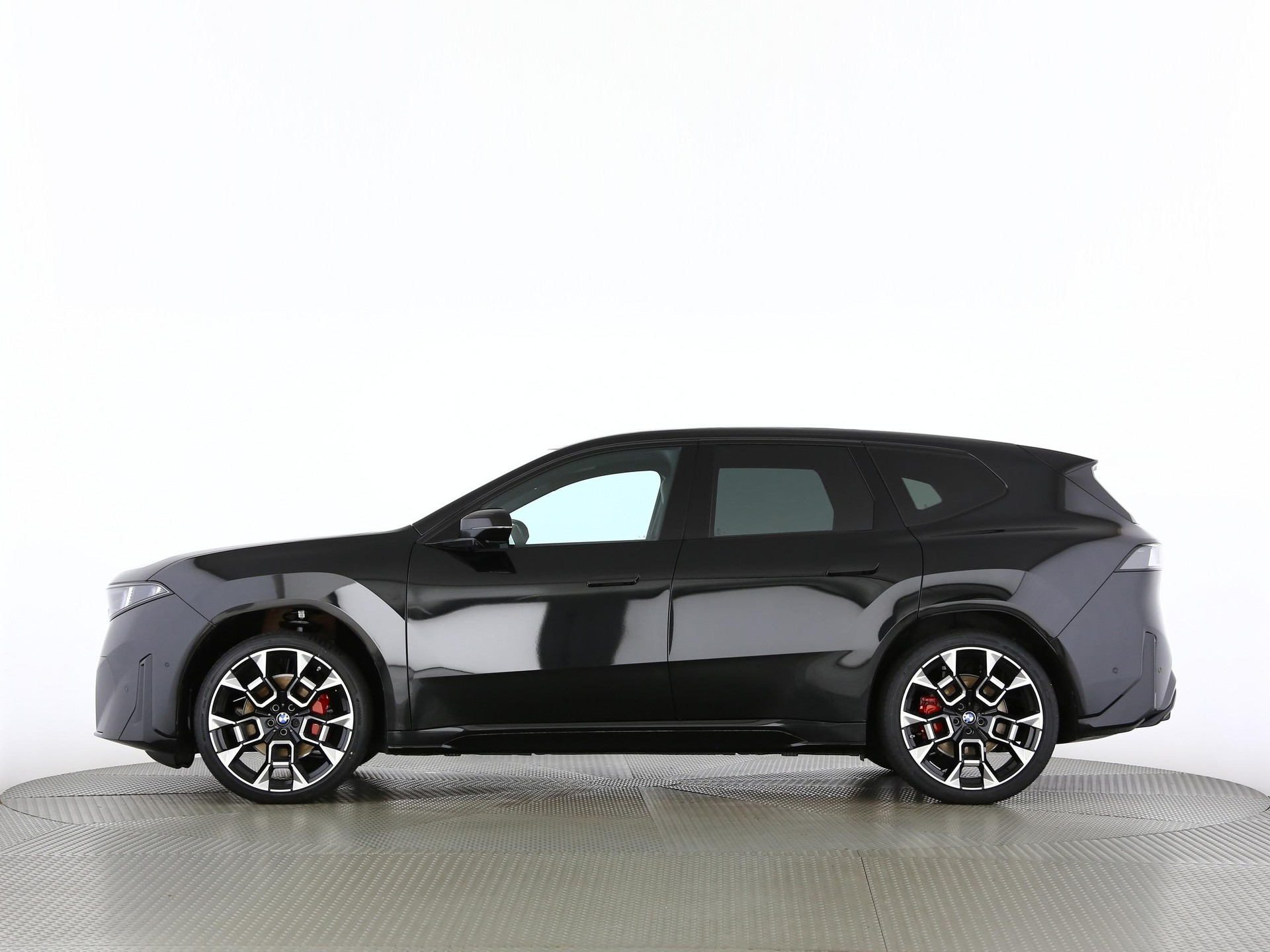 BMW iX3 50 xDrive-image-11