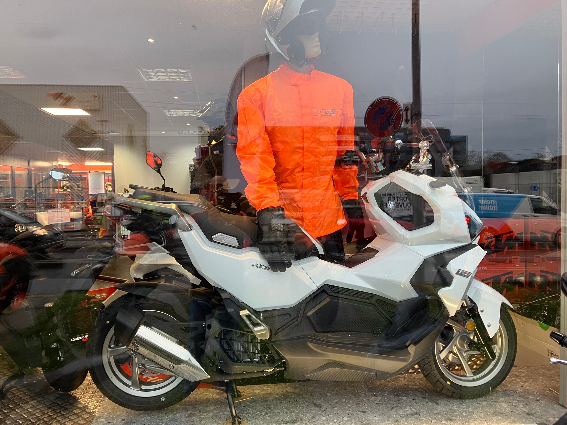 SYM ADX 125-image-2