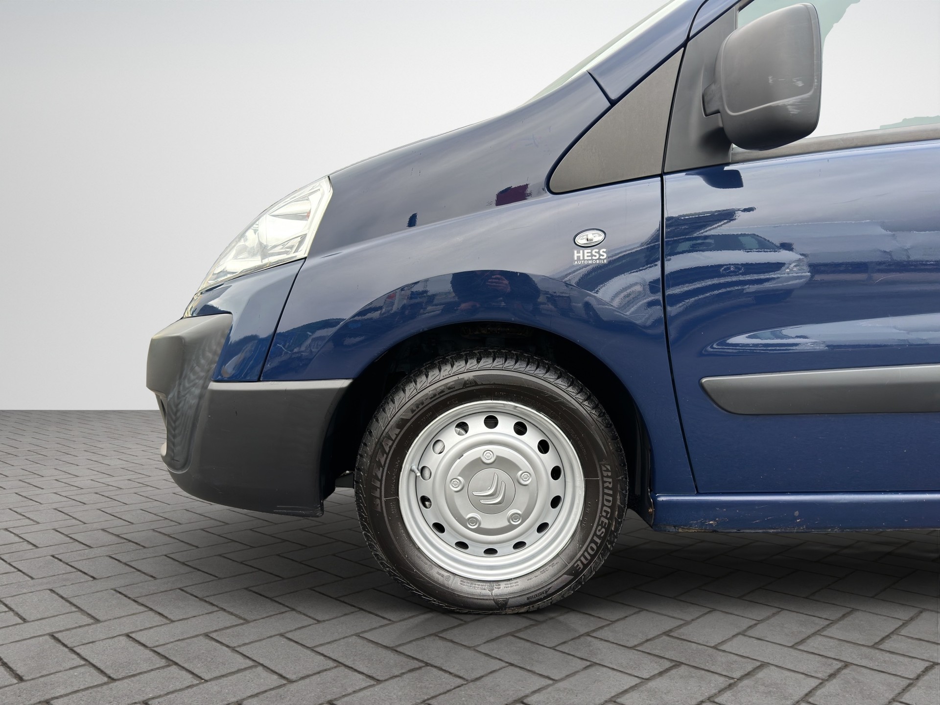 CITROEN Jumpy 2.0 HDi L2H1 Attraction-image-19