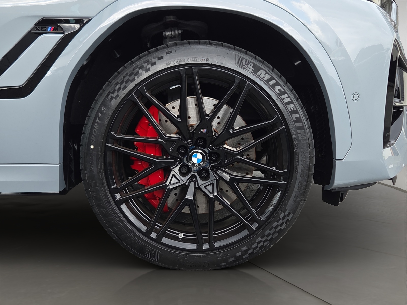 BMW X6M Steptronic M Competition-image-5