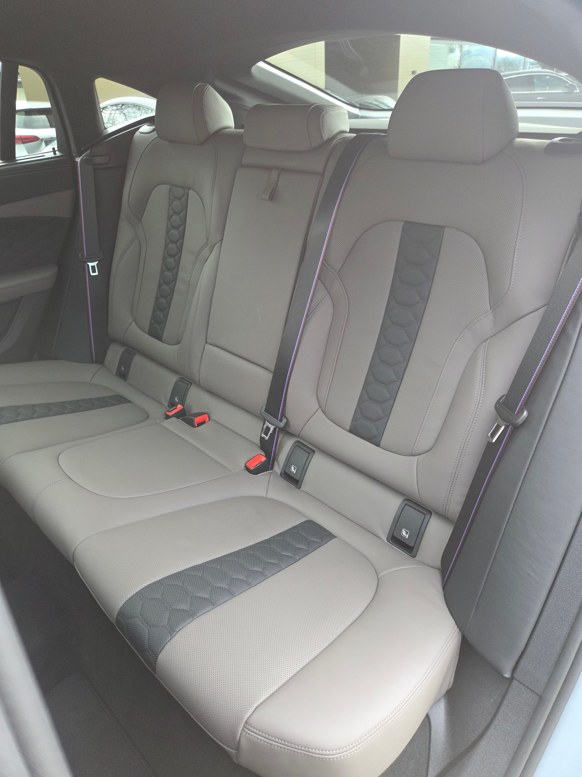 BMW X6M Steptronic M Competition-image-9