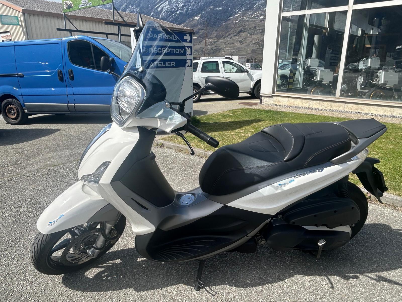PIAGGIO Beverly 350 i.e. ABS-image-0