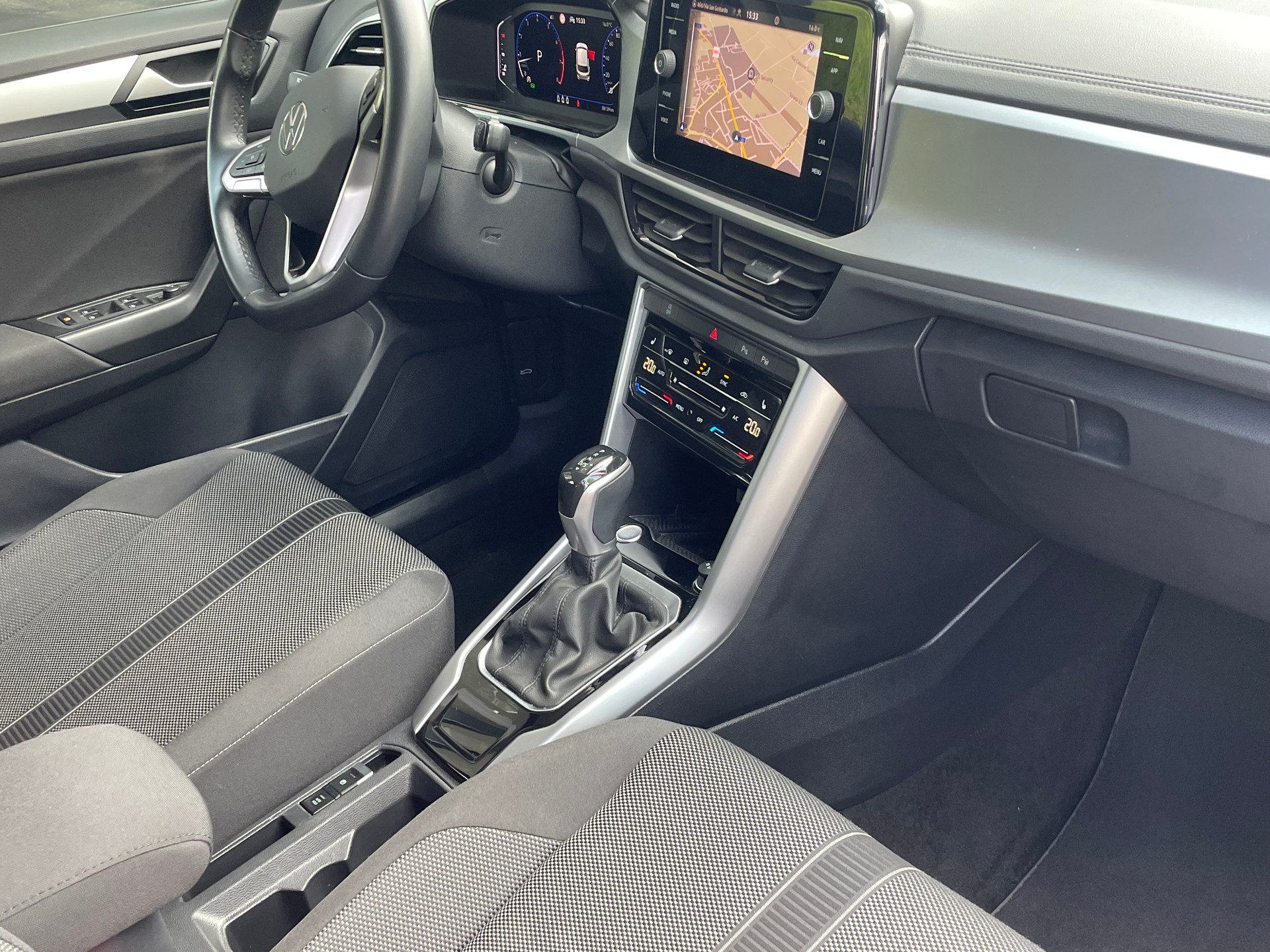 VW T-Roc 1.5 TSI EVO Style DSG-image-12