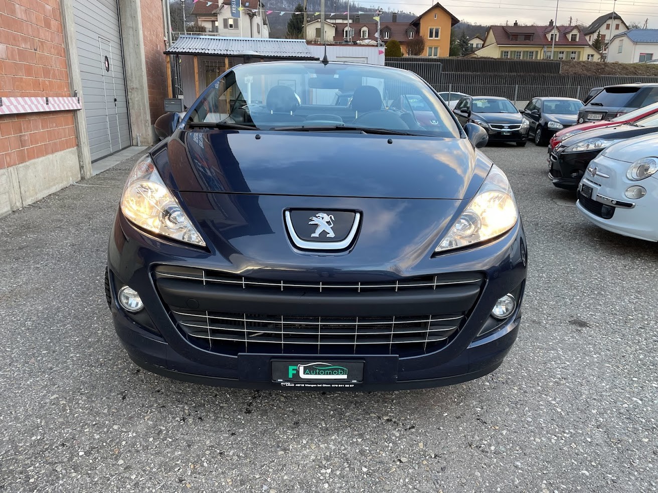 PEUGEOT 207 CC 1.6 HDI Sport-image-13