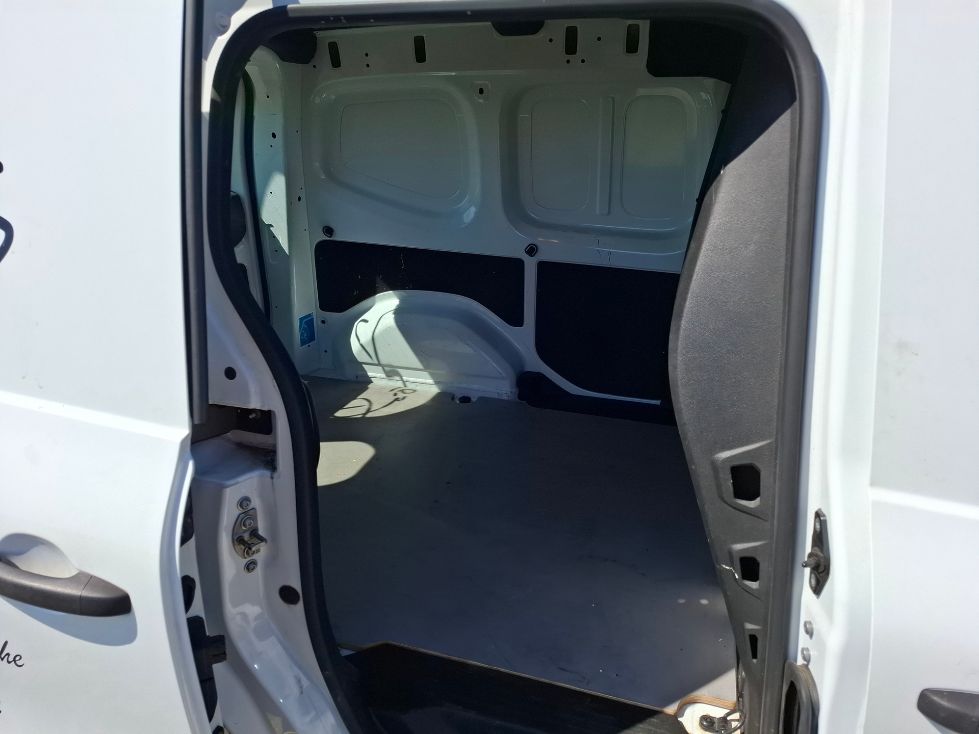 RENAULT Kangoo Van EV45 Open Sesame 22kW Extra-image-13