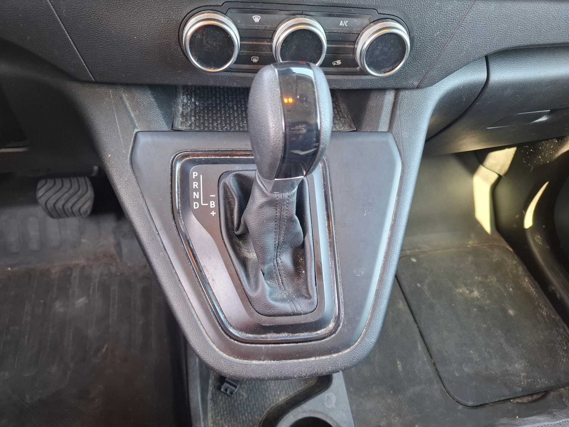 RENAULT Kangoo Van EV45 Open Sesame 22kW Extra-image-11