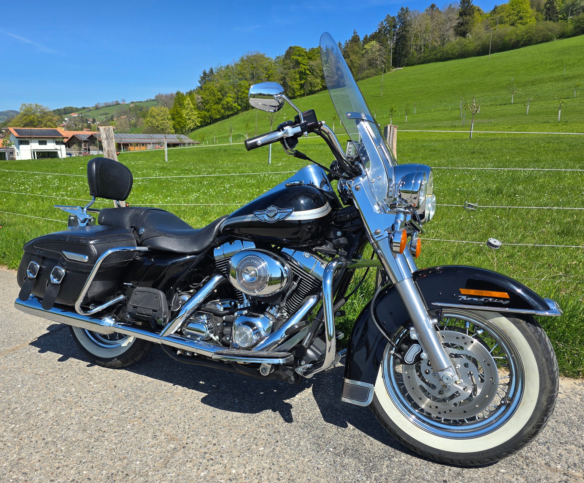 HARLEY-DAVIDSON FLHRCI Road King Classic-image-1