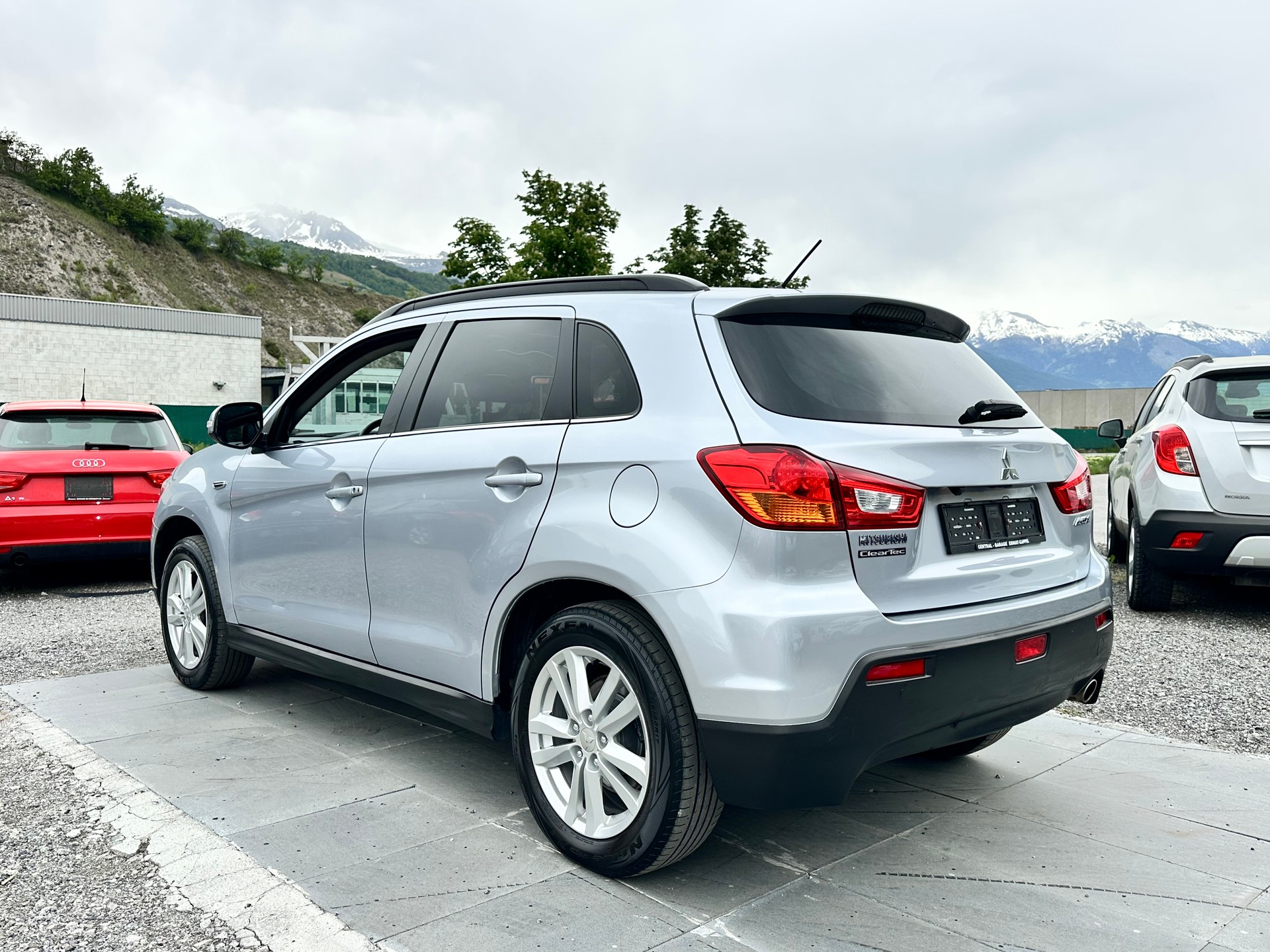 MITSUBISHI ASX 1.8 DID Navigator 4WD-image-4