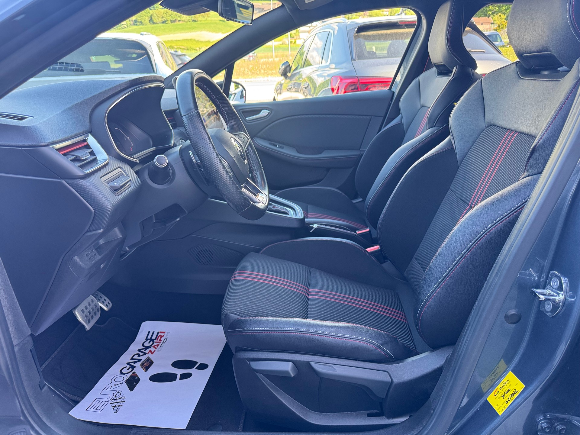 RENAULT Clio 1.3 R.S. Line EDC-showroom-element-1