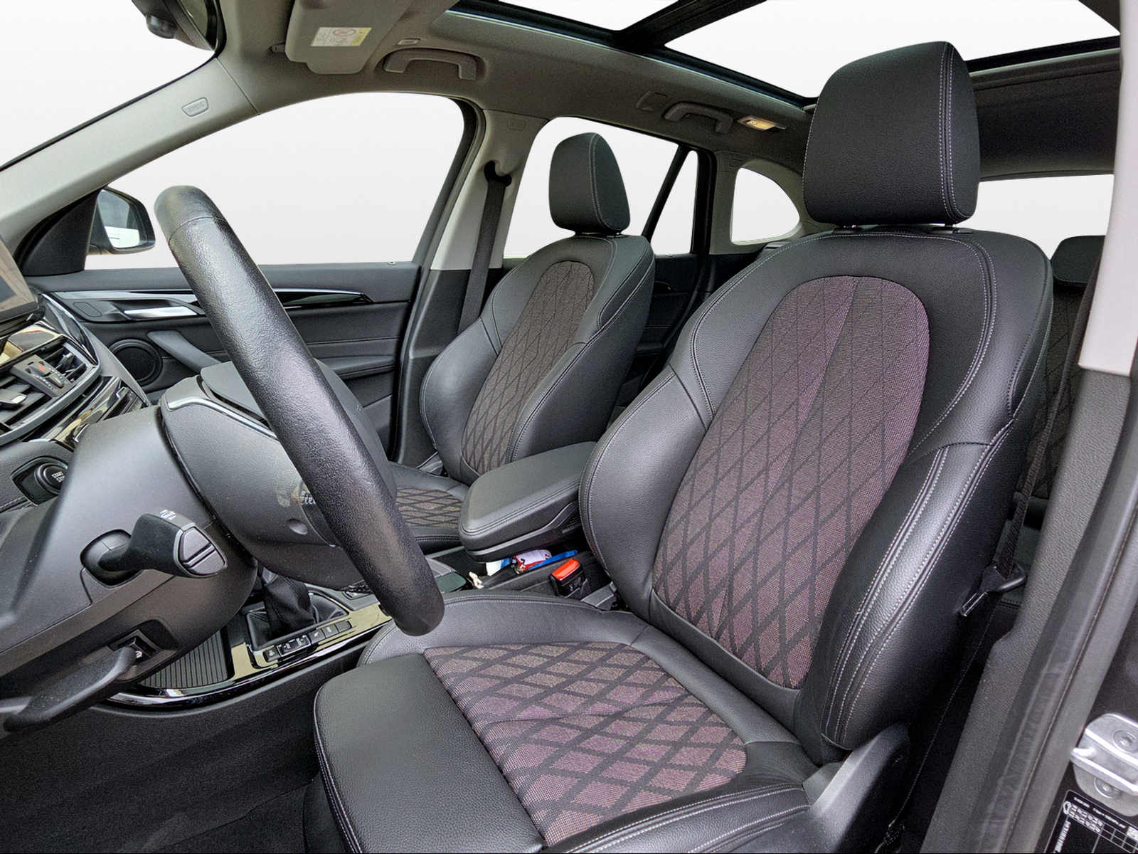 BMW X1 xDrive 25e xLine Steptronic-image-7
