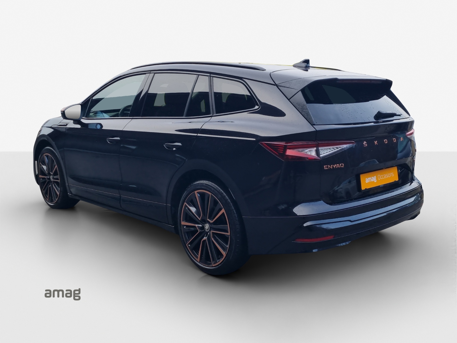 SKODA Enyaq iV 80x Founders Edition-showroom-element-2