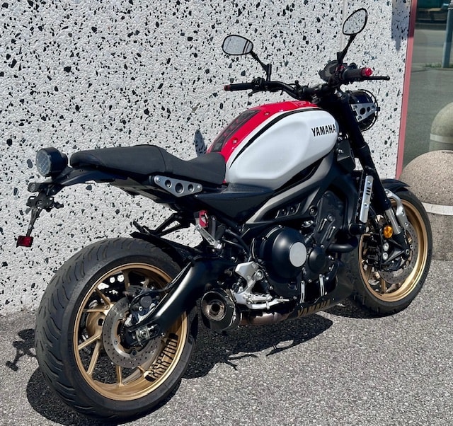 YAMAHA XSR 900-image-5