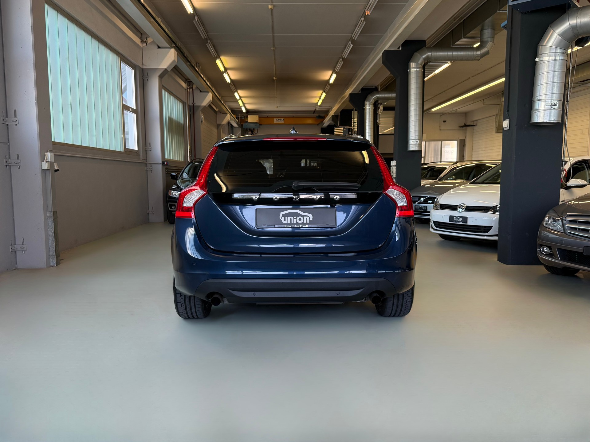 VOLVO V60 T5 Summum Powershift-image-7