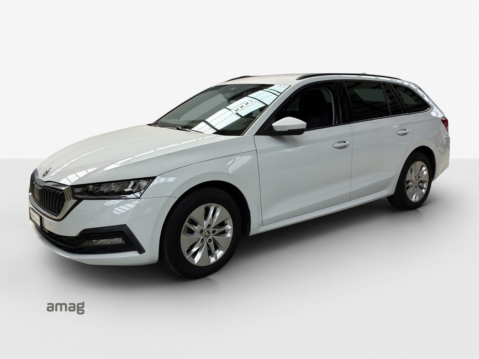 SKODA Octavia Combi 2.0 TDI DSG Ambition 4x4-image-0