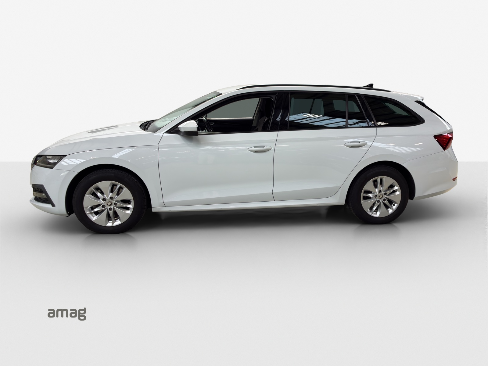 SKODA Octavia Combi 2.0 TDI DSG Ambition 4x4-showroom-element-1
