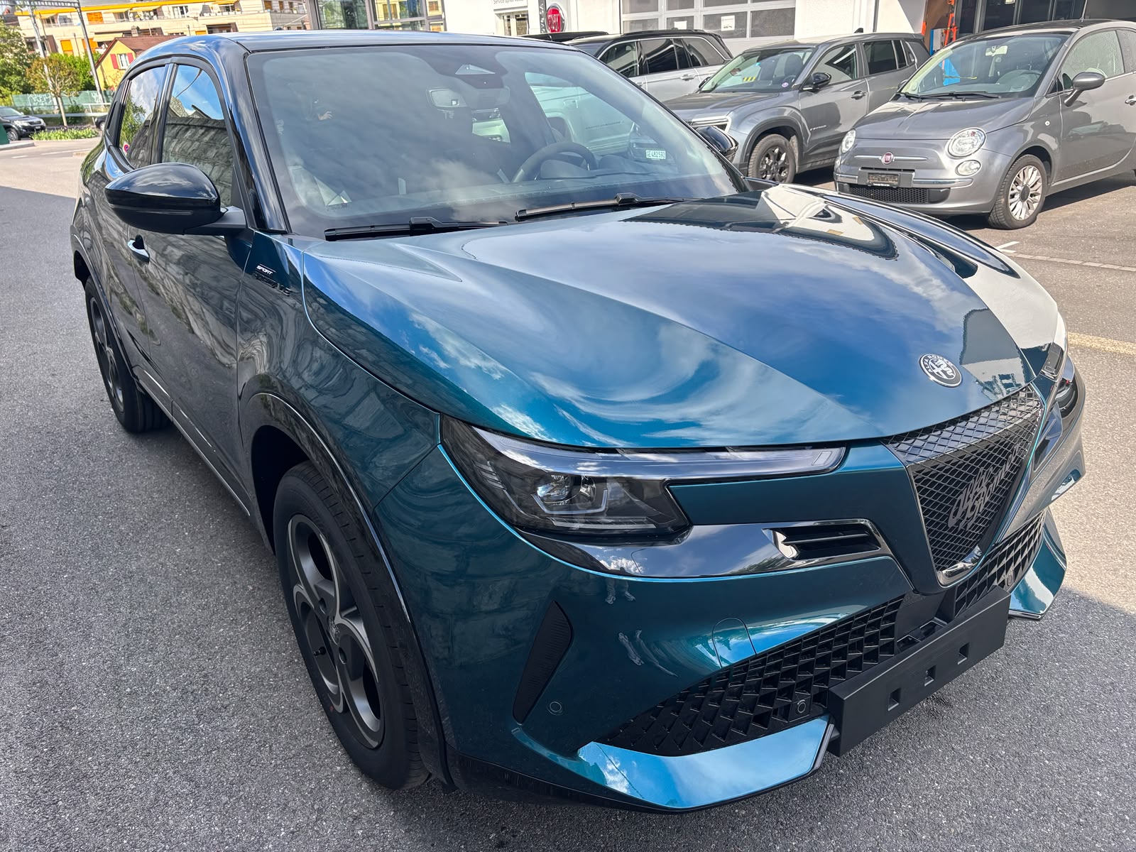 ALFA ROMEO Junior 1.2 48V Hybrid Q4 Sport Spéciale-showroom-element-3