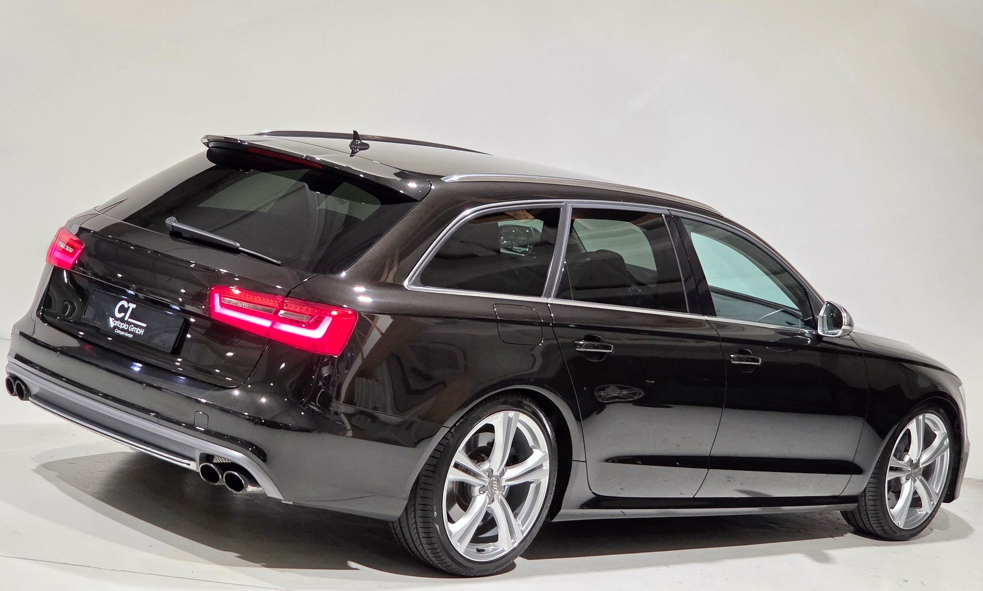 AUDI S6 Avant 4.0 TFSI V8 quattro S-tronic-image-28