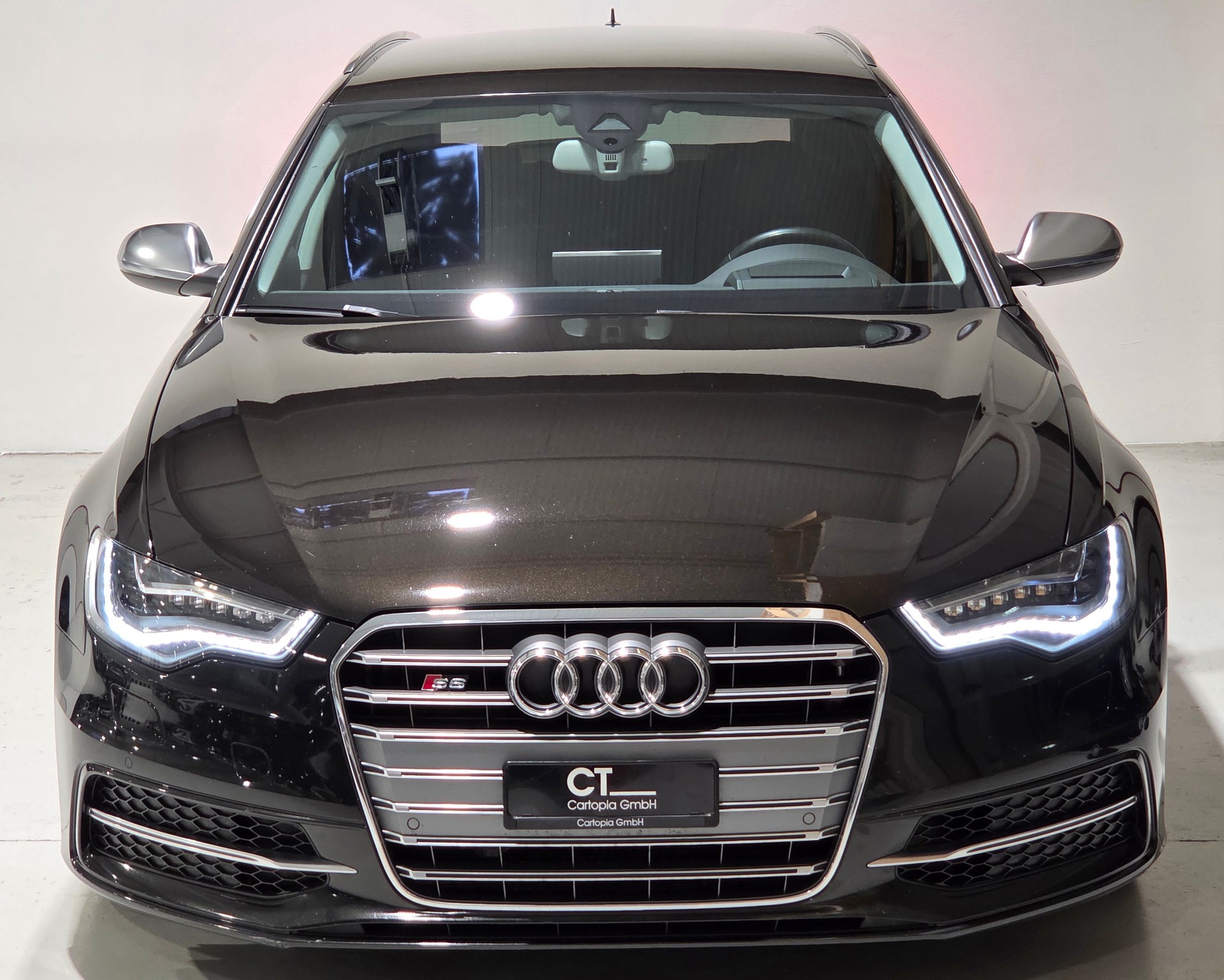 AUDI S6 Avant 4.0 TFSI V8 quattro S-tronic-image-24