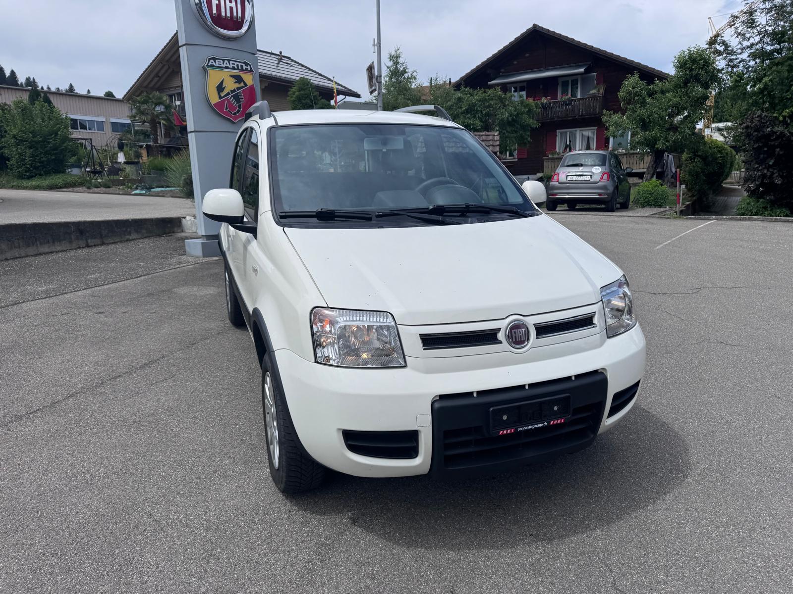 FIAT Panda 1.3 16V JTD Climbing 4x4-image-4