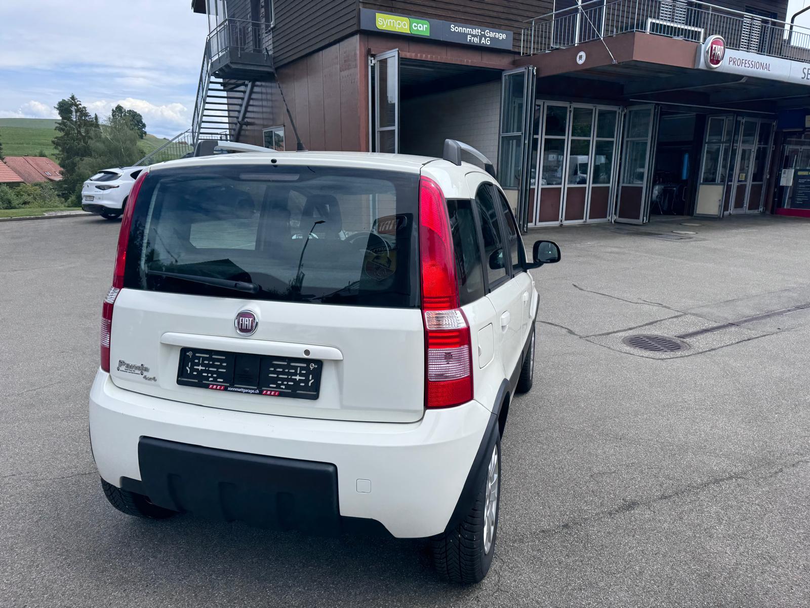 FIAT Panda 1.3 16V JTD Climbing 4x4-image-10