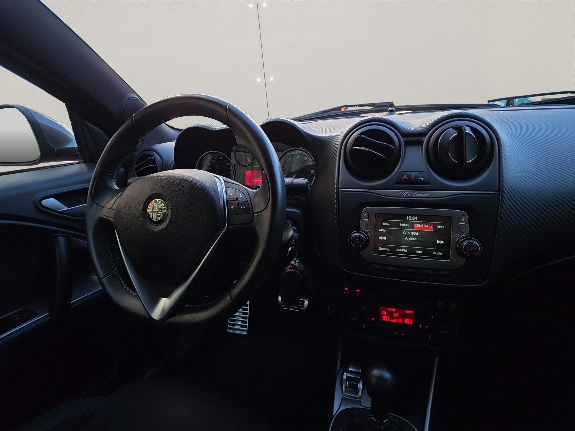 ALFA ROMEO MiTo 1.4 TB Quadrifoglio Verde TCT-image-14
