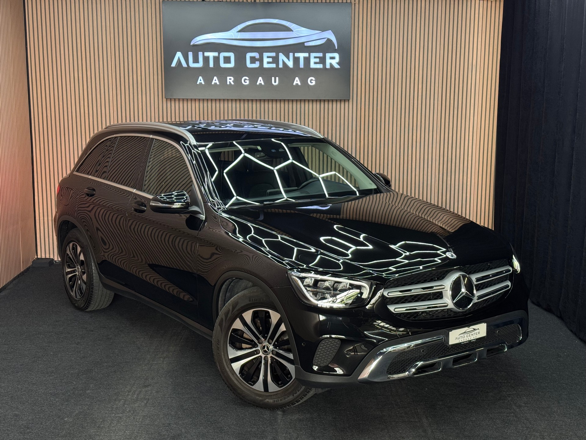 MERCEDES-BENZ GLC 220 d 4m | 1 Jahr Garantie | Facelift | *ab CHF 249.-/ Monat*