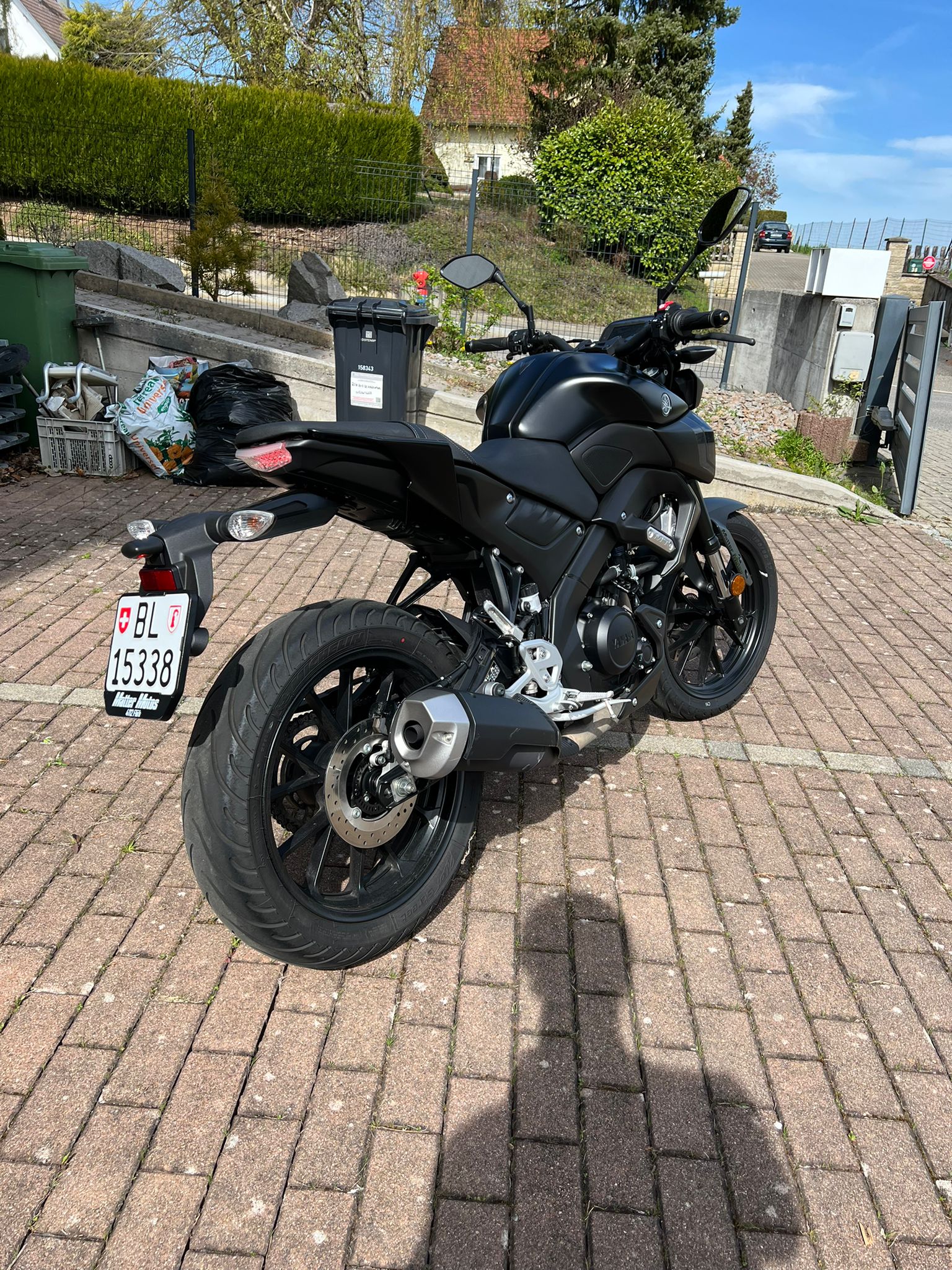 YAMAHA MT-125-image-1
