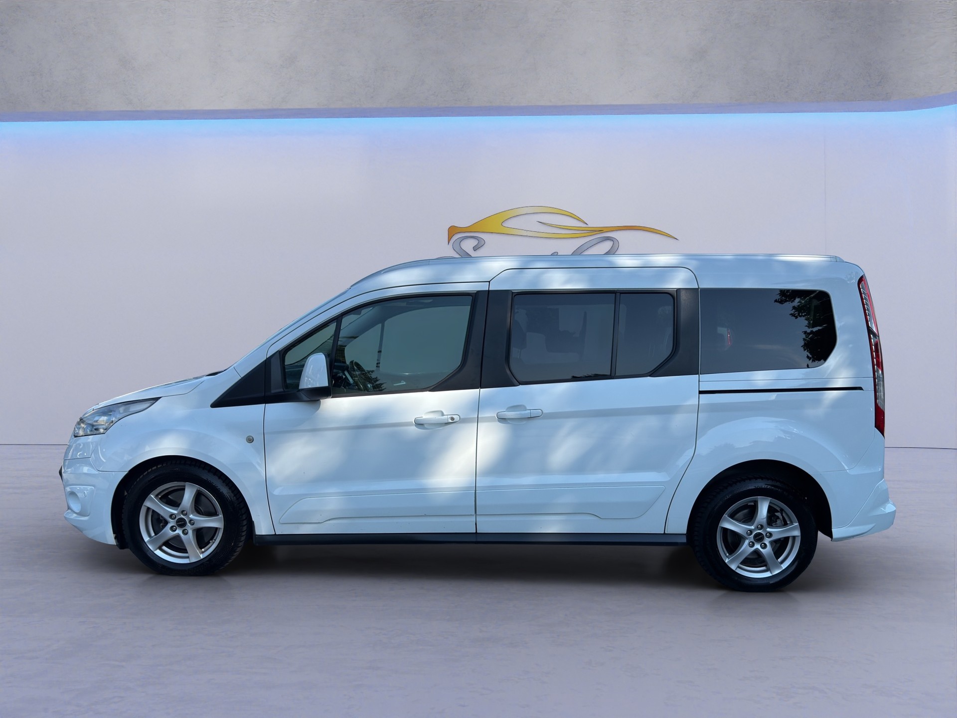 FORD Grand Tourneo Connect 1.5 TDCi Trend Powershift-showroom-element-2
